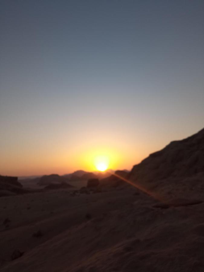 Wadi Rum Stargazing Camp Ngoại thất bức ảnh