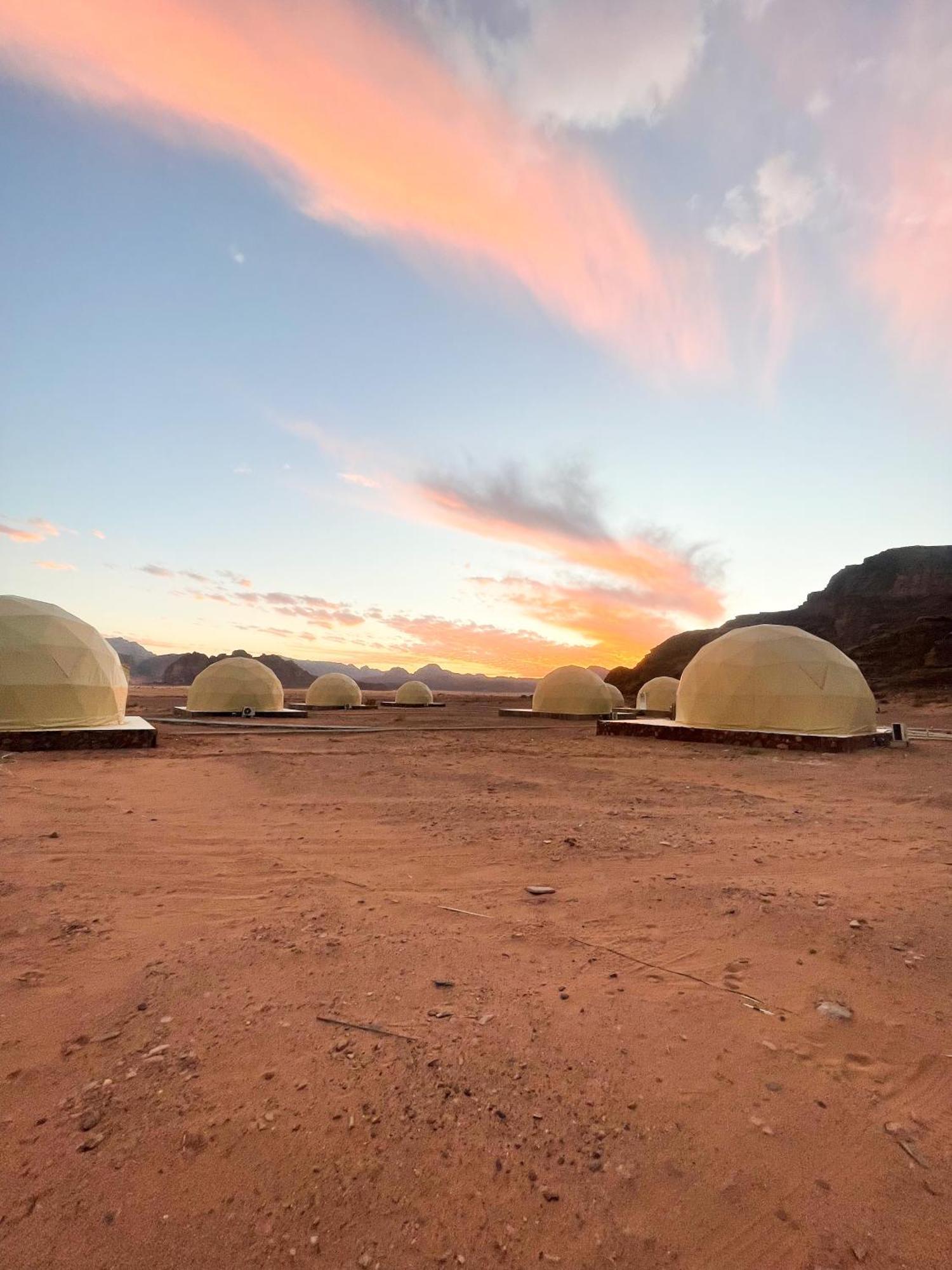 Wadi Rum Stargazing Camp Ngoại thất bức ảnh